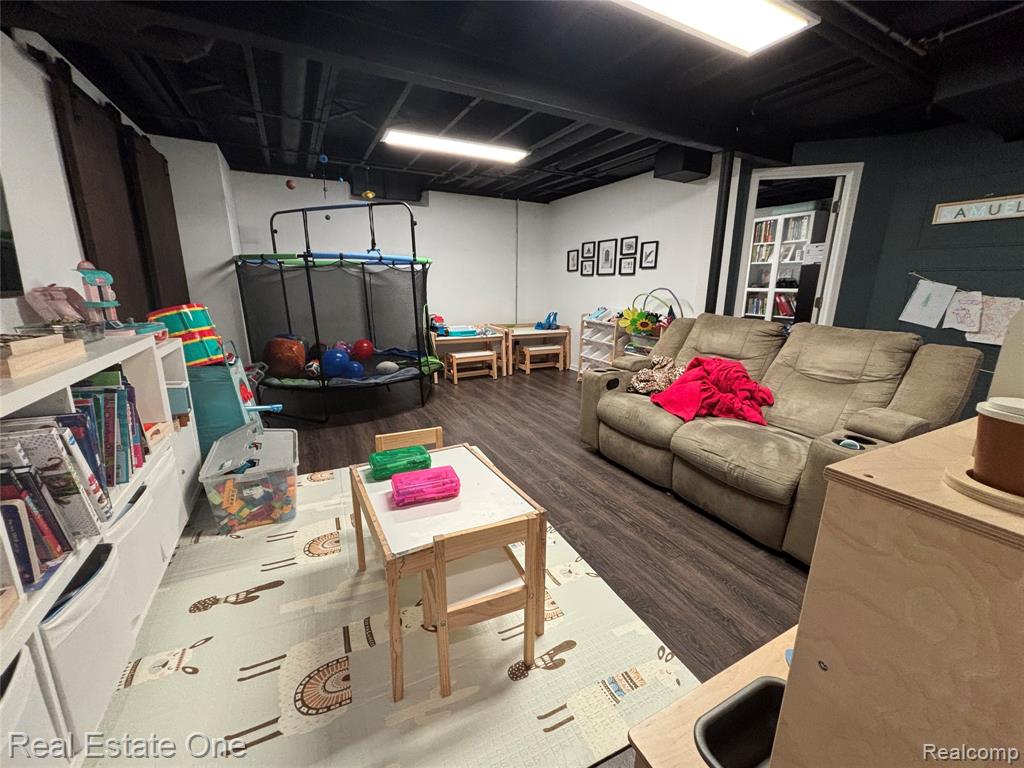 66 Meadow Wood Drive Property Photo 14