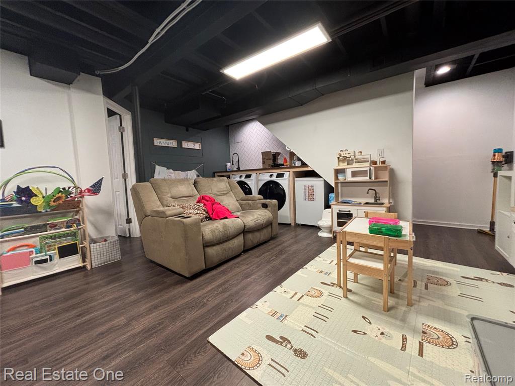 66 Meadow Wood Drive Property Photo 15