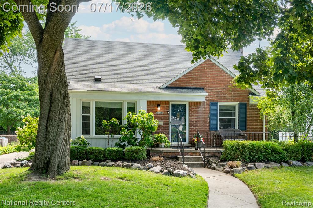 2028 N Wilson Avenue Property Photo 1