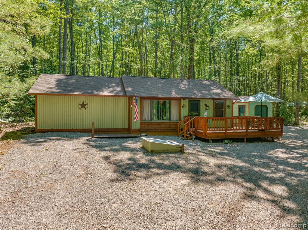 371 Dyer Road Property Photo 1