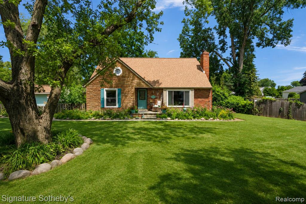 28300 Oakley Street Property Photo 1