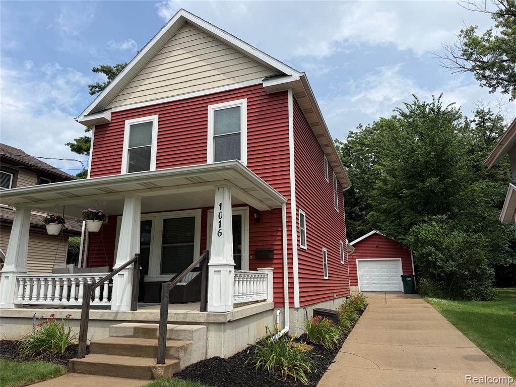 1016 N Jenison Avenue Property Photo 1