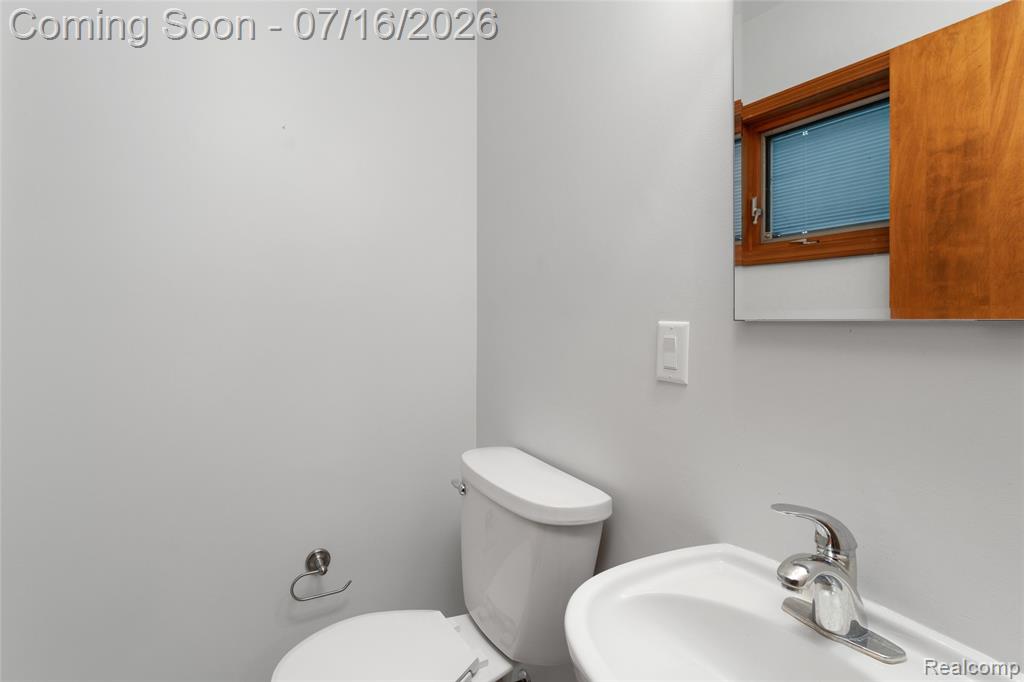 28665 Campbell Drive Property Photo 9