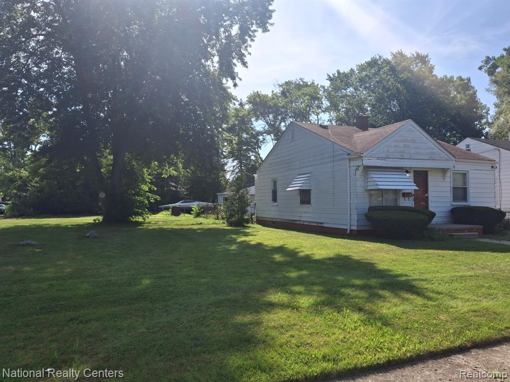 8310 Braile Property Photo 5