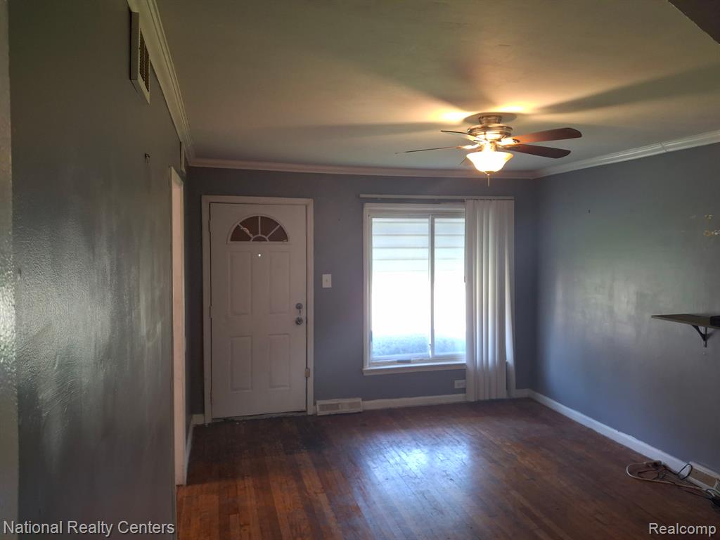 8310 Braile Property Photo 10