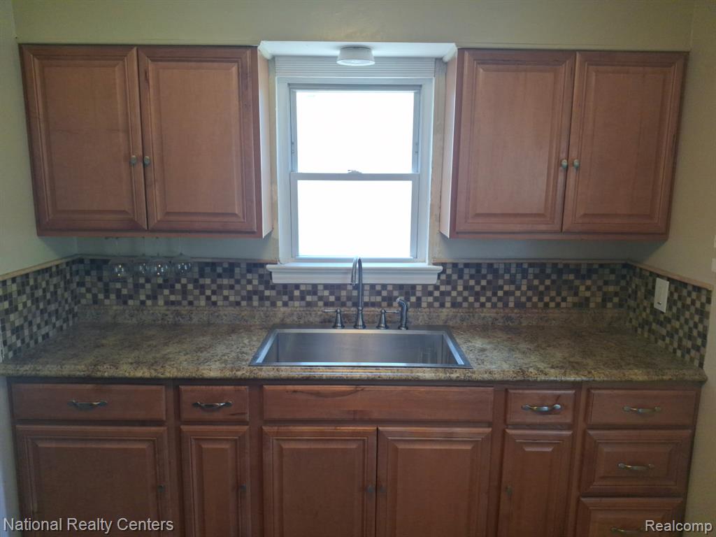 8310 Braile Property Photo 11