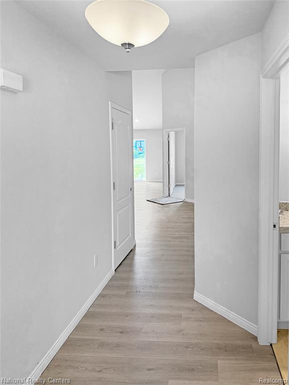 390 Devonshire Drive Property Photo 3