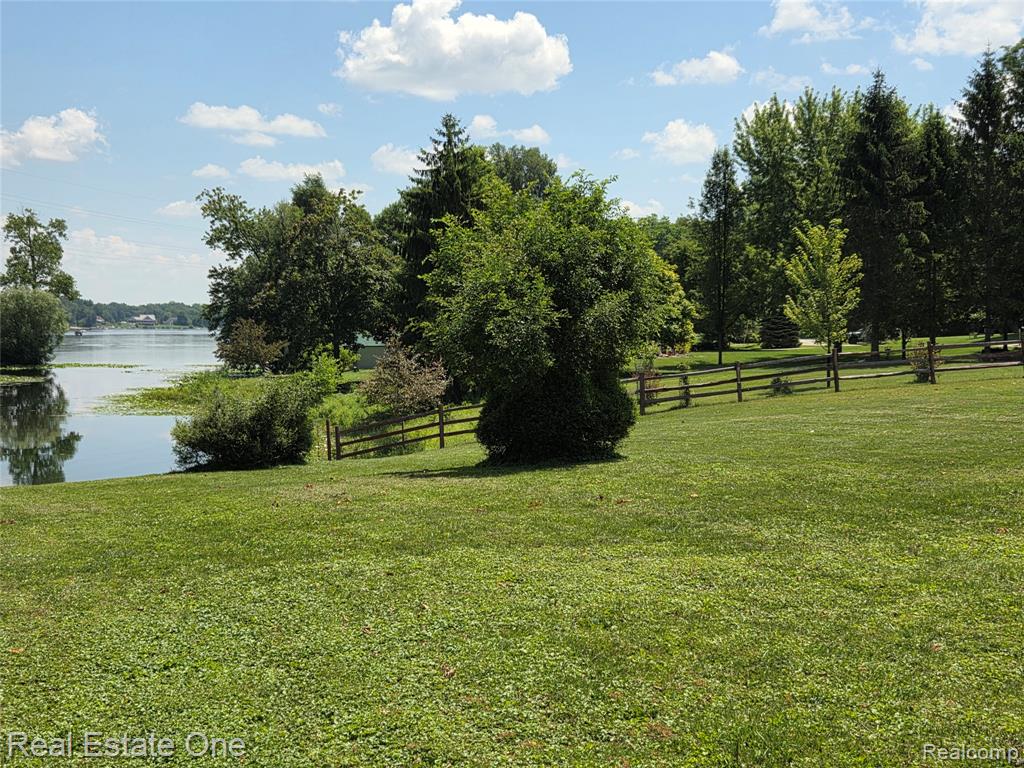 10911 DEVILS LAKE Highway Property Photo 1