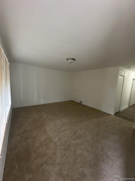 15509 Rosa Parks Boulevard Property Photo 2