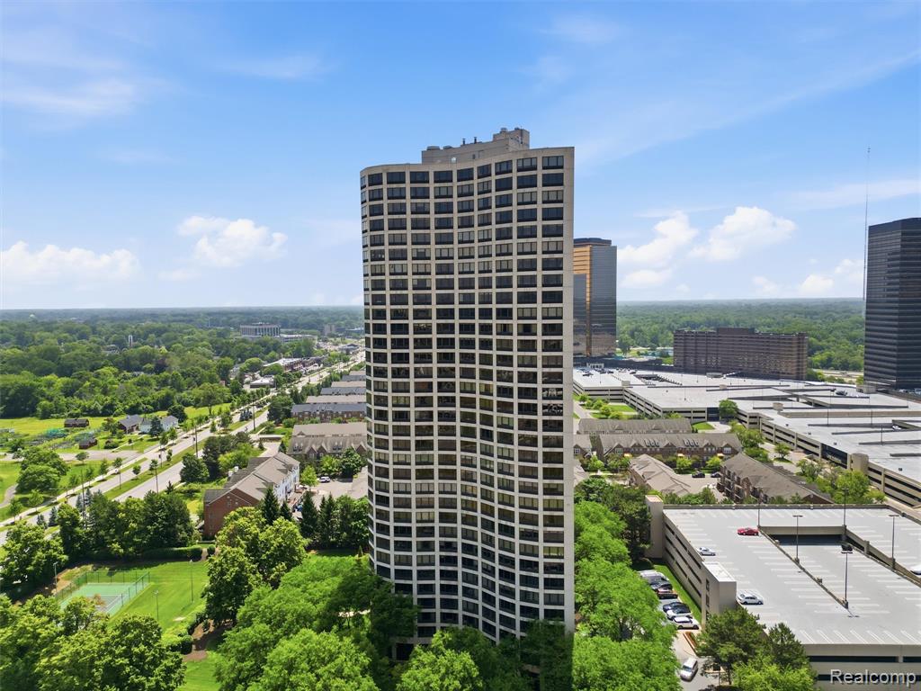 5000 Town Center Property Photo 24