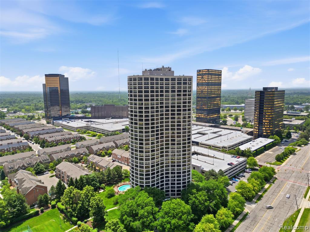 5000 Town Center Property Photo 25