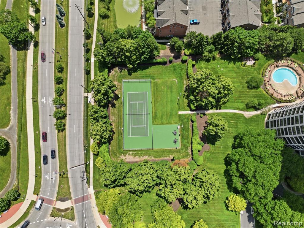 5000 Town Center Property Photo 26