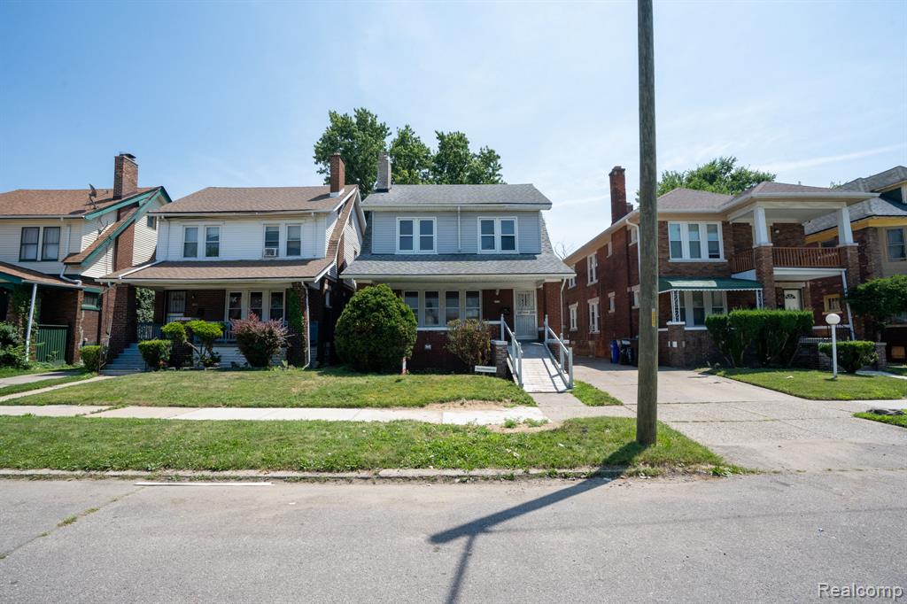 4039 Gladstone Street Property Photo 1