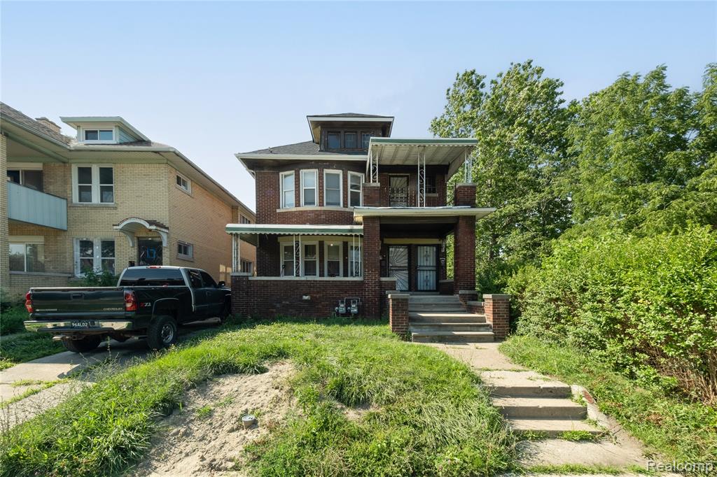 1714 Calvert Street Property Photo 1