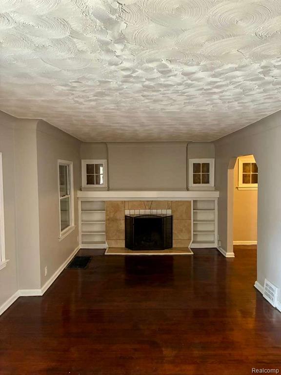 20014 Hull Street Property Photo 3