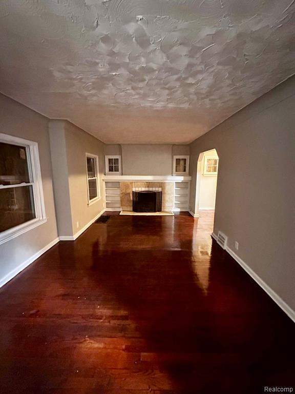 20014 Hull Street Property Photo 4