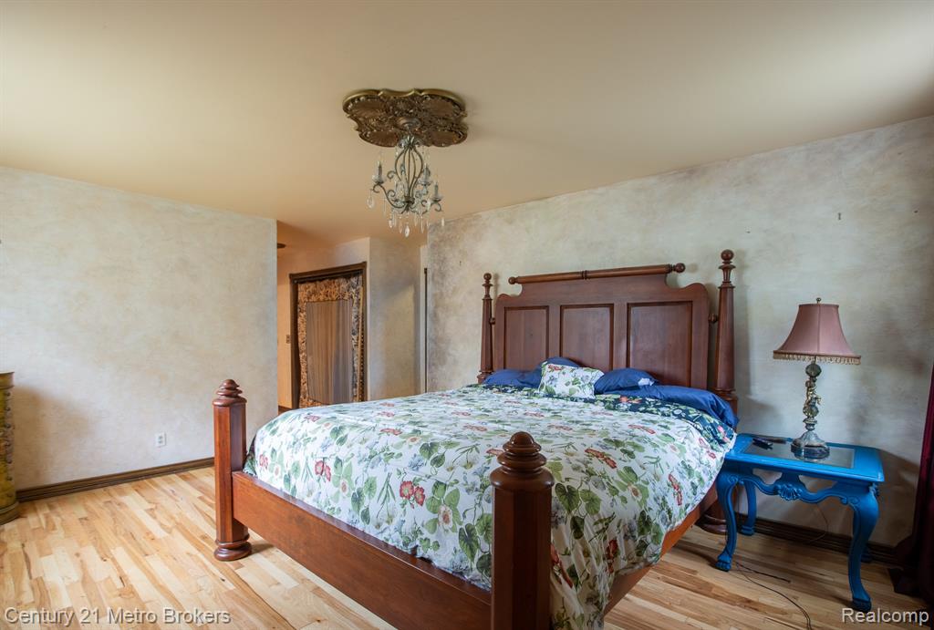 5262 Conifer Drive Property Photo 10