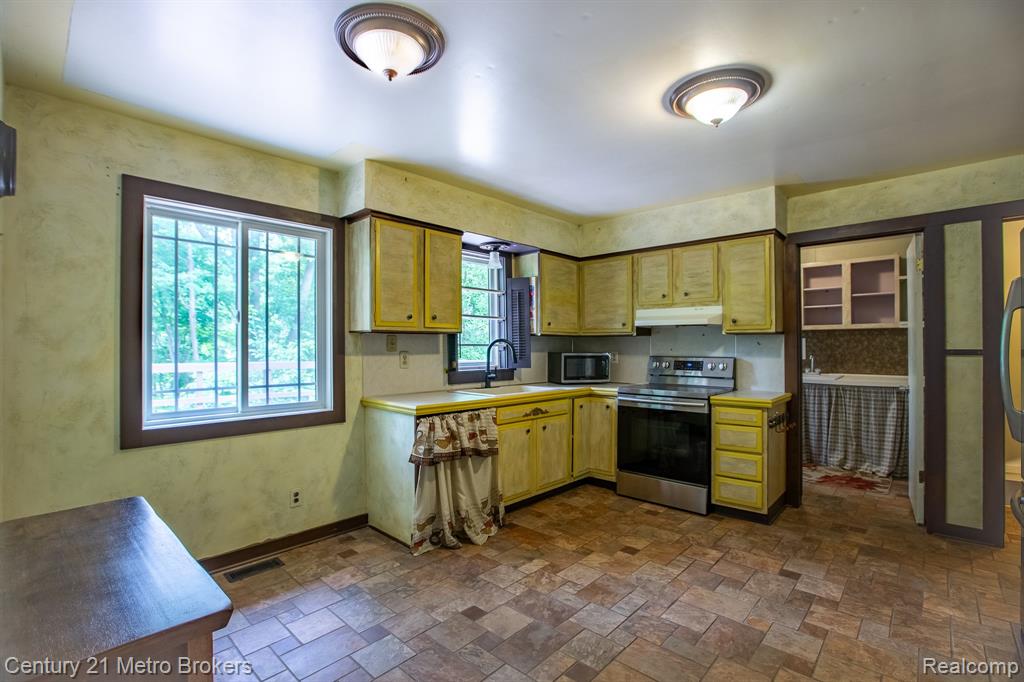 5262 Conifer Drive Property Photo 21