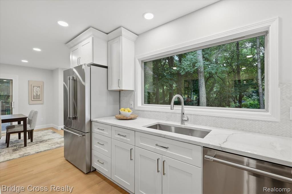 249 Norcliff Drive Property Photo 19