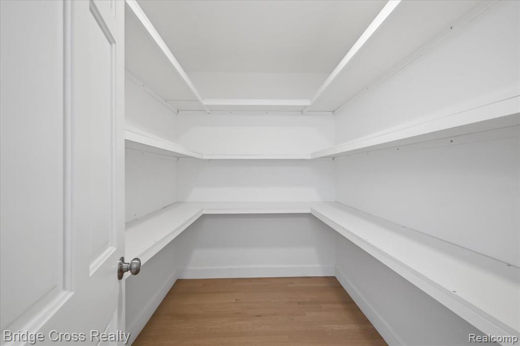 249 Norcliff Drive Property Photo 37