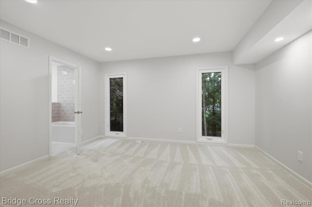 249 Norcliff Drive Property Photo 44