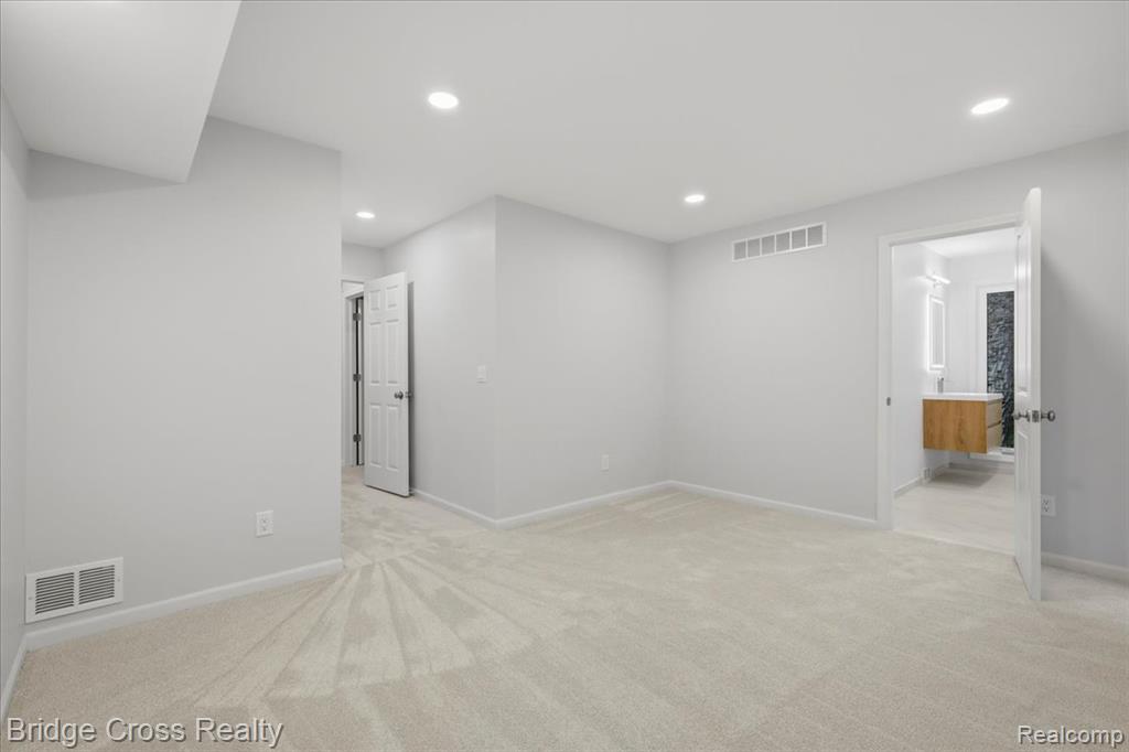 249 Norcliff Drive Property Photo 45
