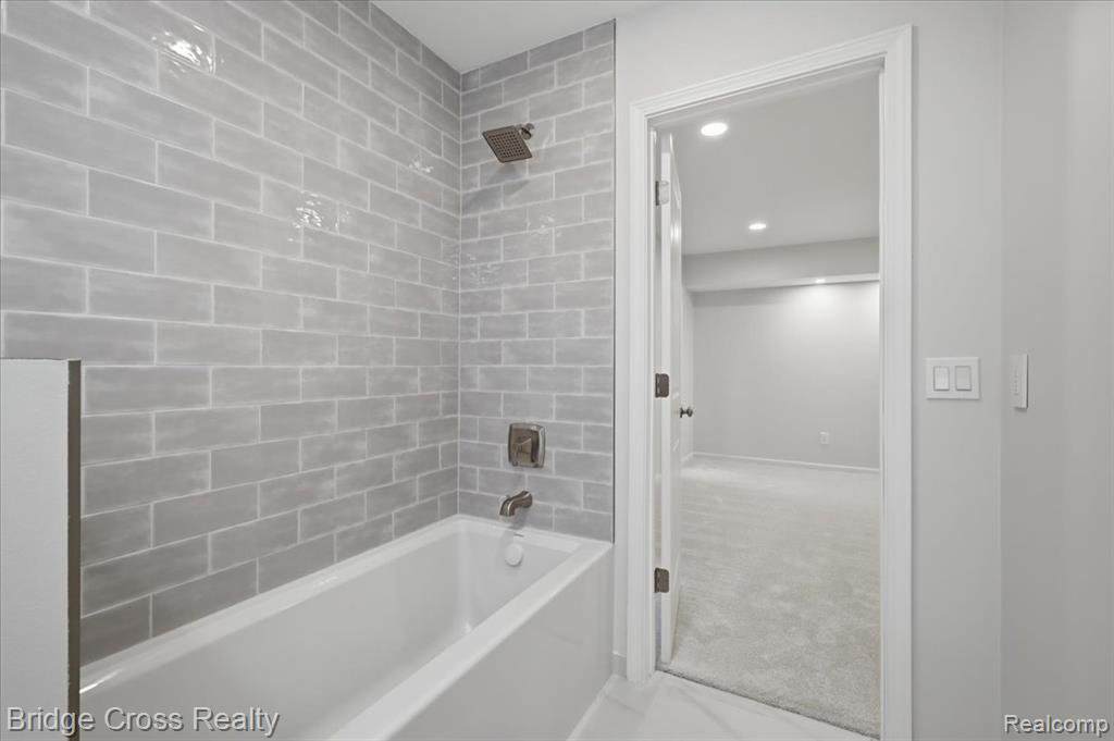249 Norcliff Drive Property Photo 48