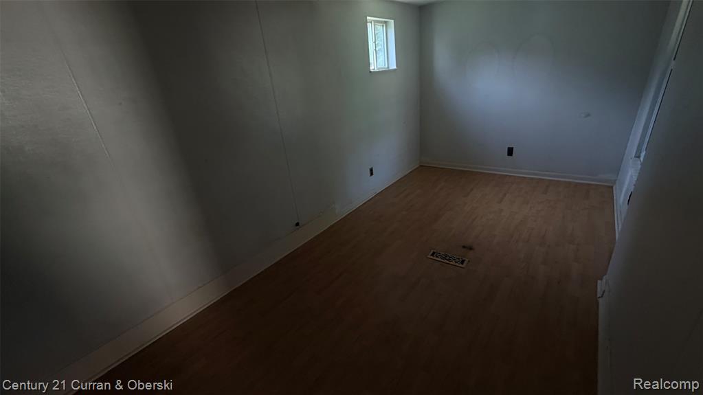 2951 S Edsel Street Property Photo 5