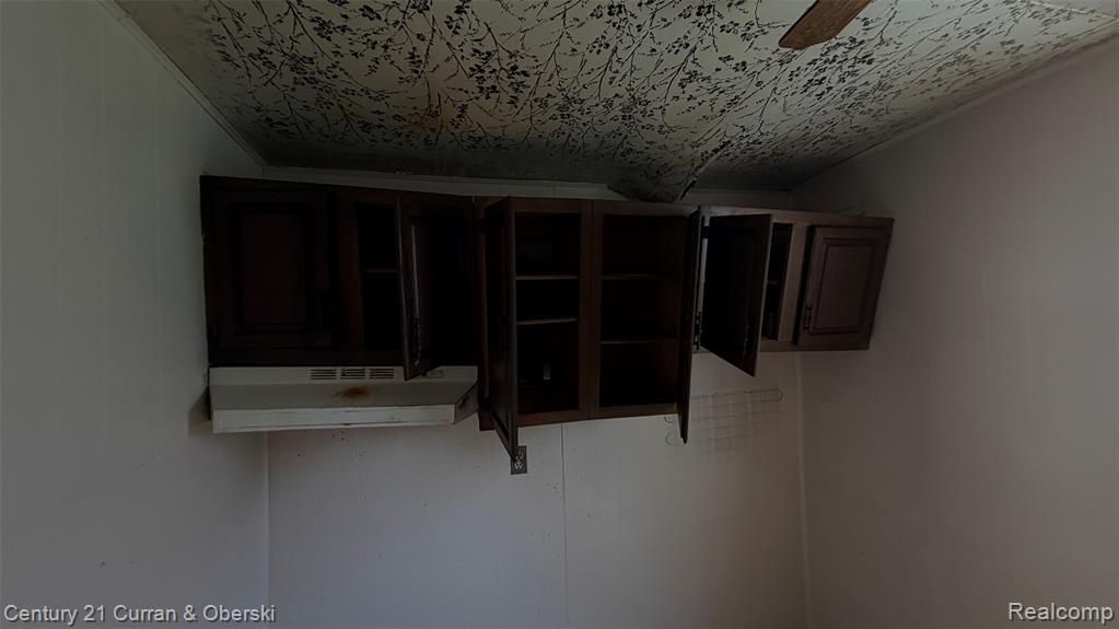 2951 S Edsel Street Property Photo 11