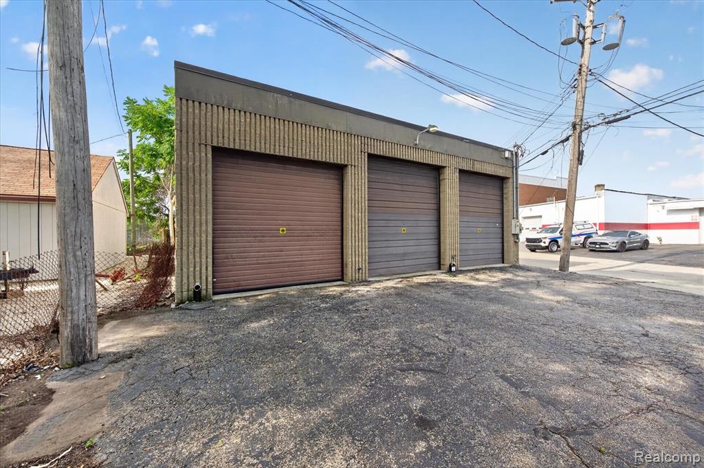 16550 Wilson Avenue Property Photo 29