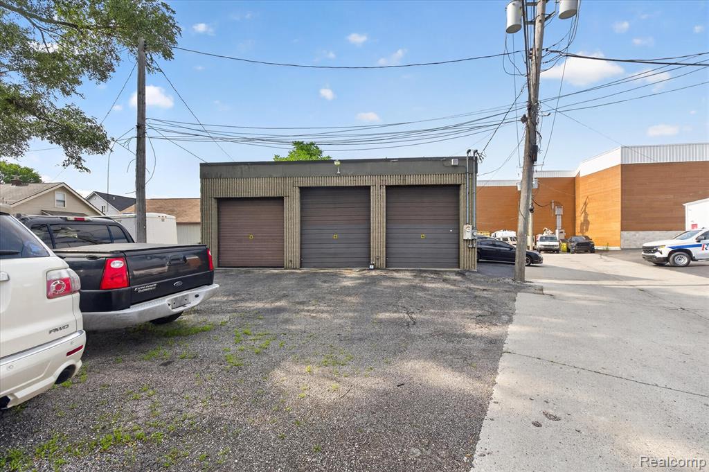 16550 Wilson Avenue Property Photo 33