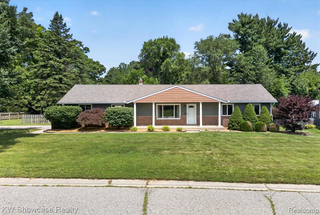 11498 Fox N Hounds Drive