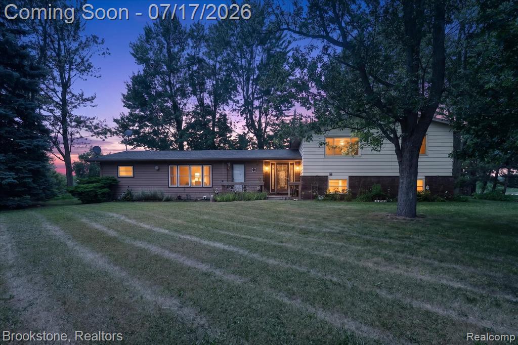 22025 Lakefield Road Property Photo 1