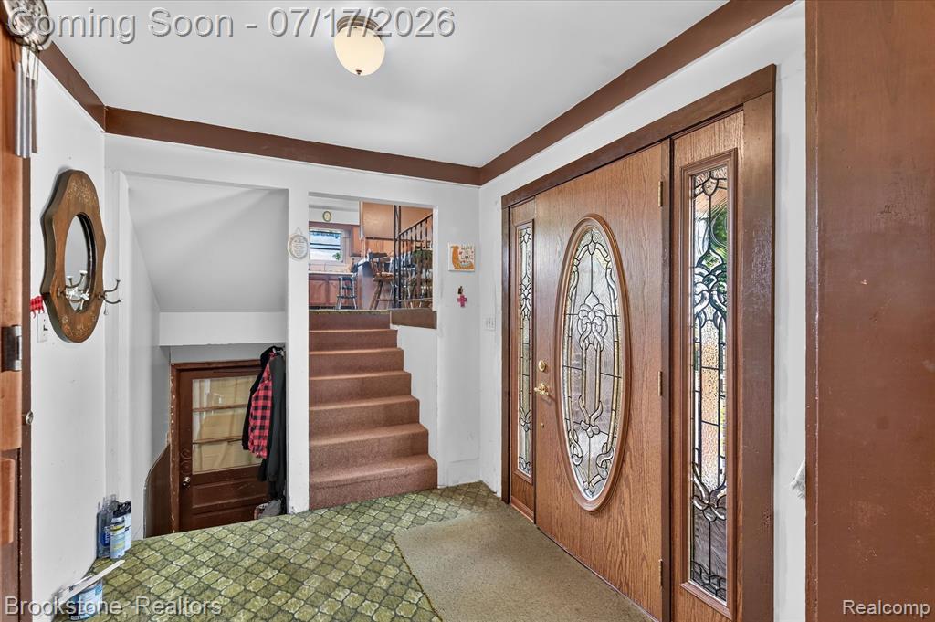 22025 Lakefield Road Property Photo 5