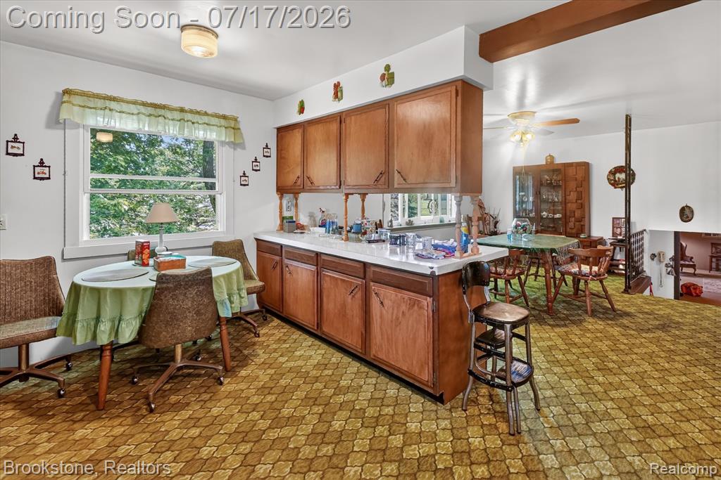 22025 Lakefield Road Property Photo 10