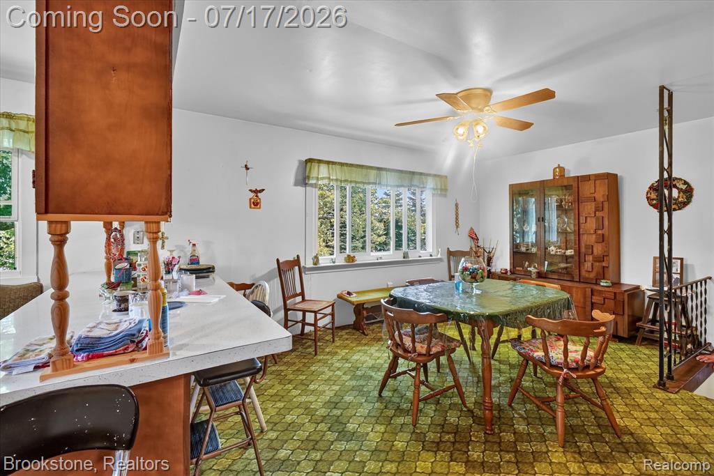 22025 Lakefield Road Property Photo 11