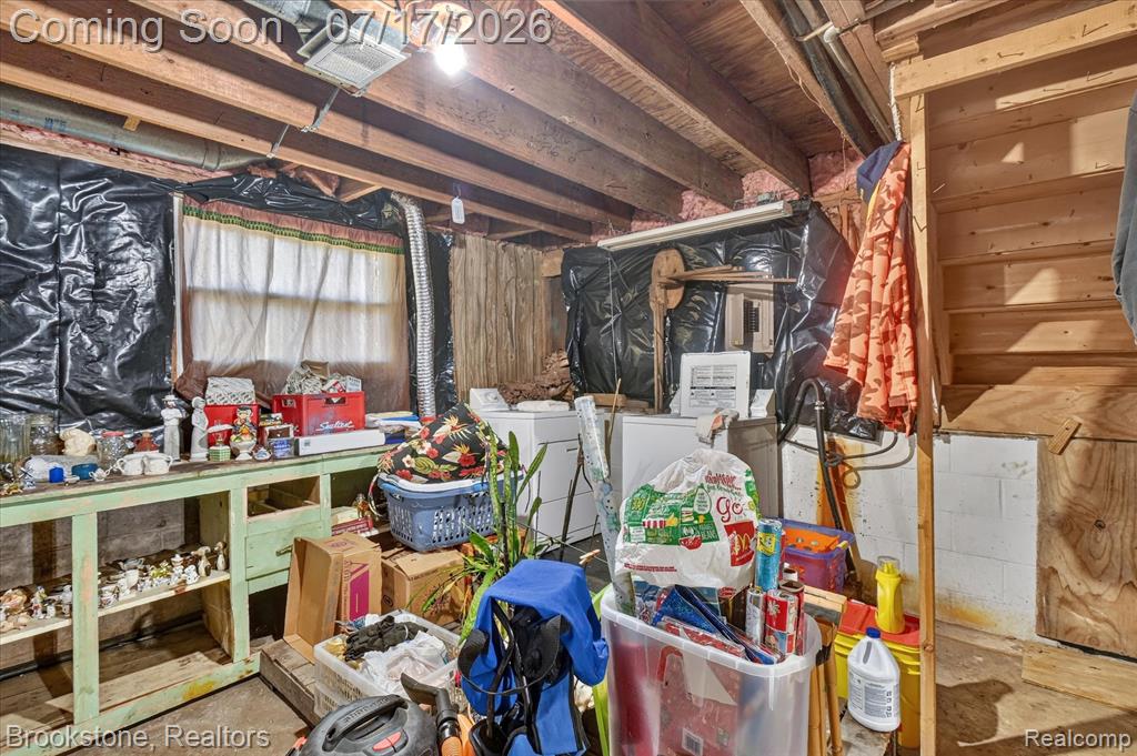 22025 Lakefield Road Property Photo 37