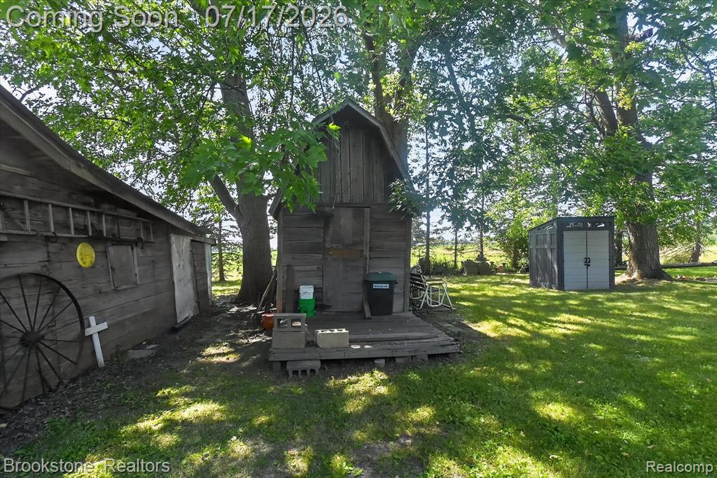 22025 Lakefield Road Property Photo 43