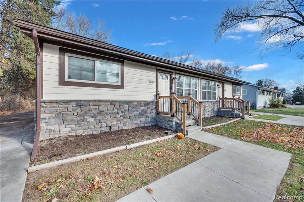8365 21 Mile Road Property Photo 1