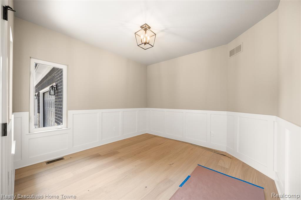 34823 Cardinal Lane Property Photo 17
