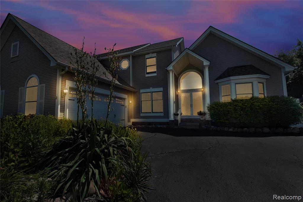 16073 Silverwood Drive Property Photo 1