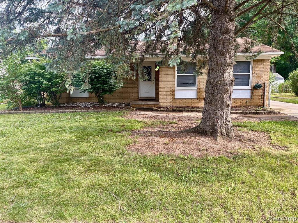 22725 Armstrong Avenue Property Photo 1