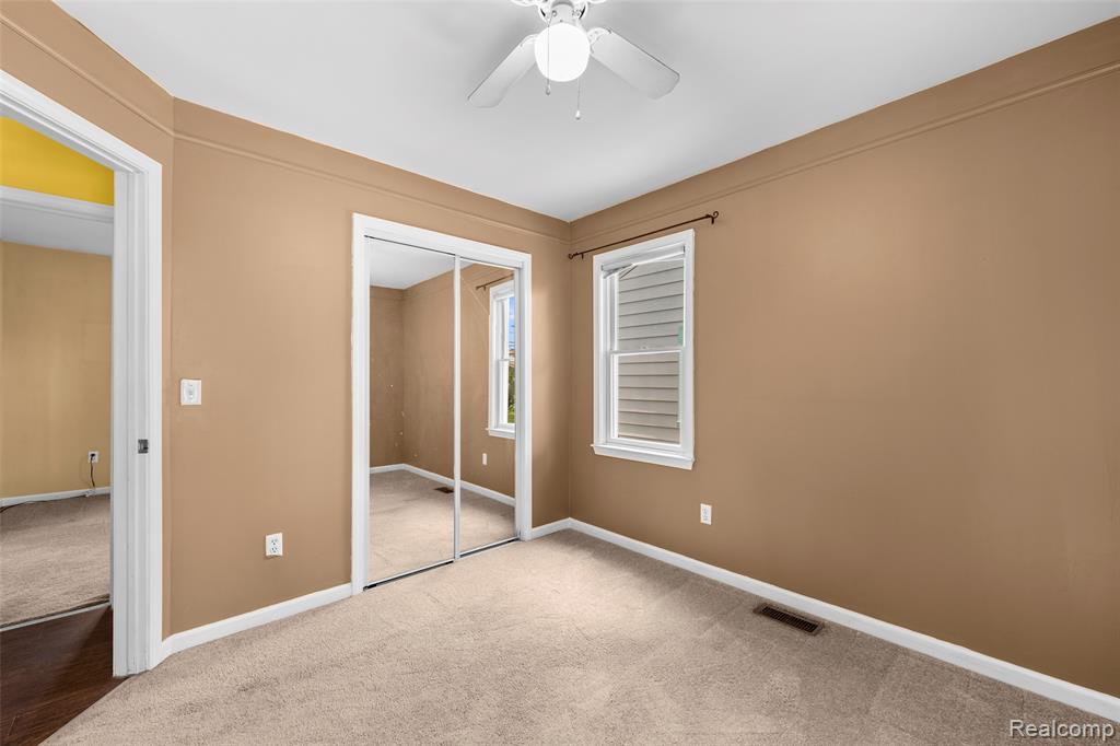 536 E Barrett Avenue Property Photo 15