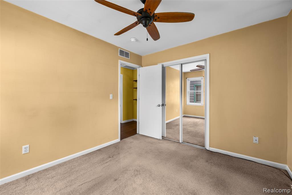 536 E Barrett Avenue Property Photo 17