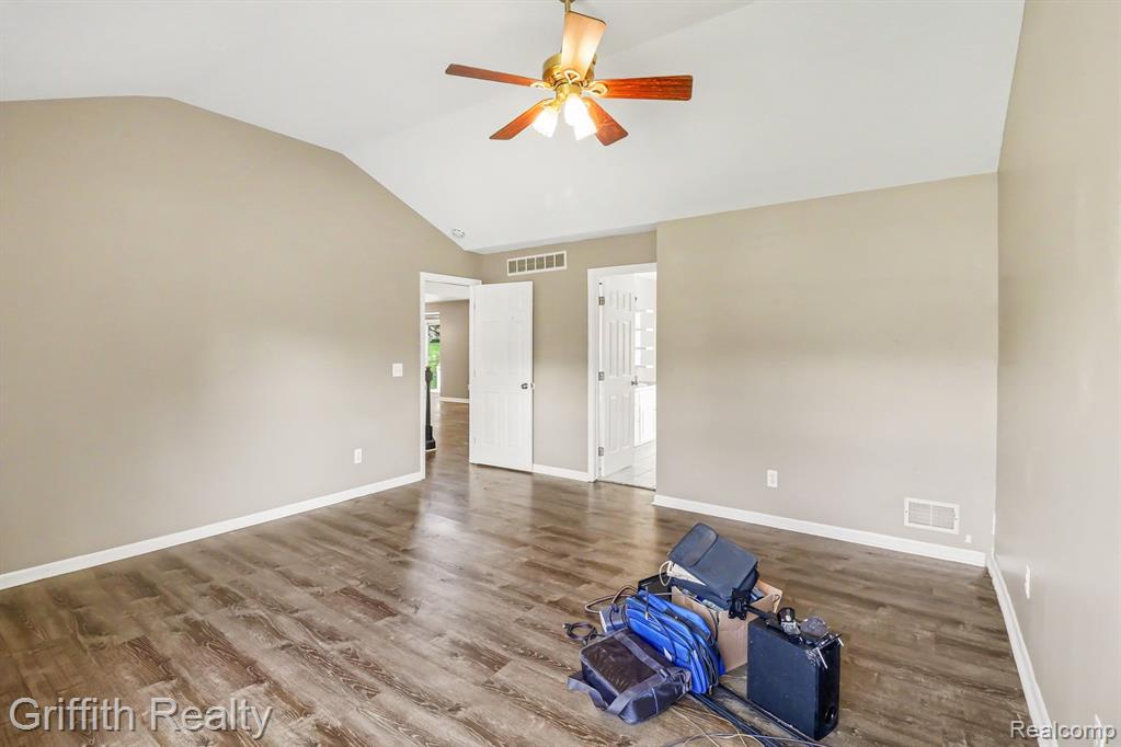 7055 Augustine Court Property Photo 11