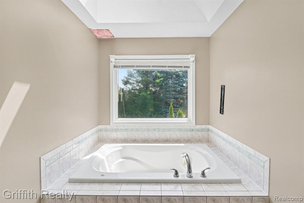 7055 Augustine Court Property Photo 12