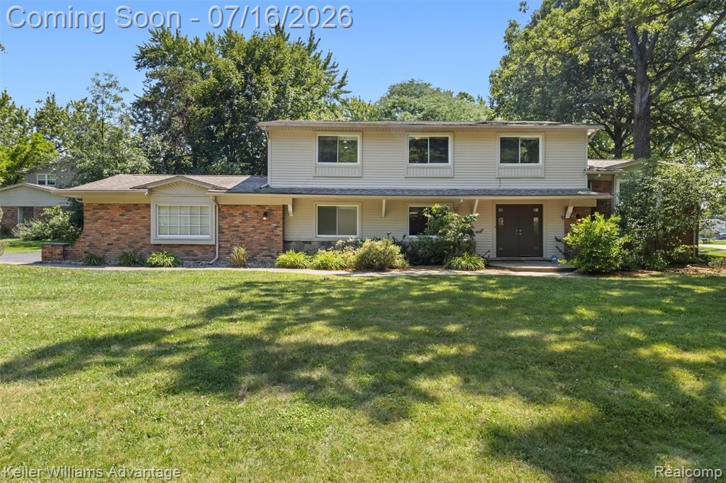 6711 Woodside Trail