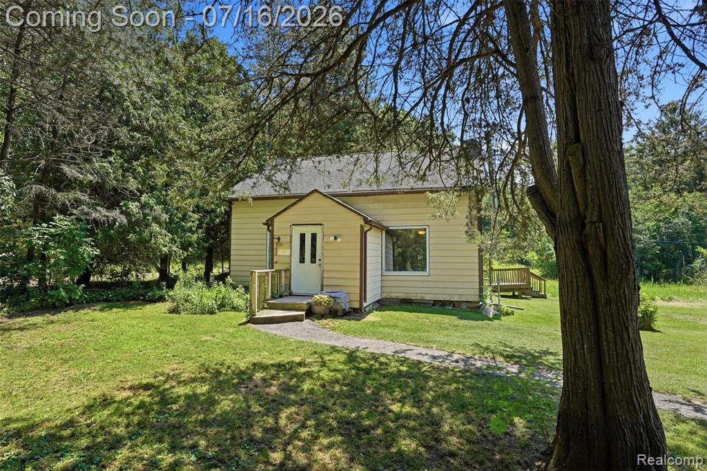 9490 Clark Road Property Photo 1