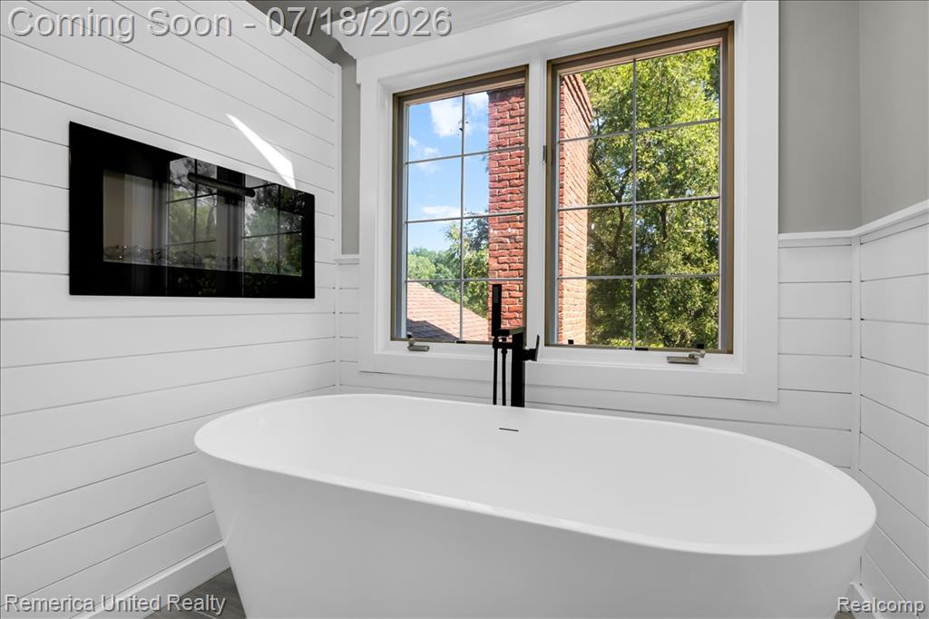 9438 Deer Creek Court Property Photo 49