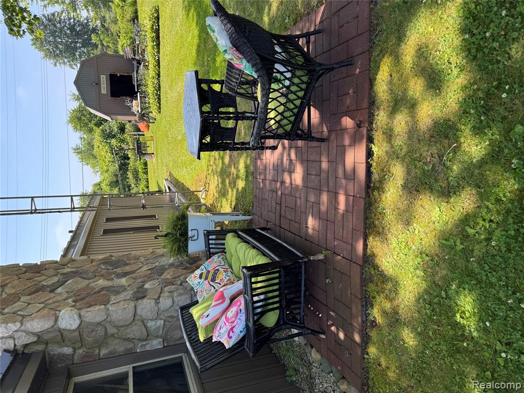 7308 Cedar Haven Lane Property Photo 4